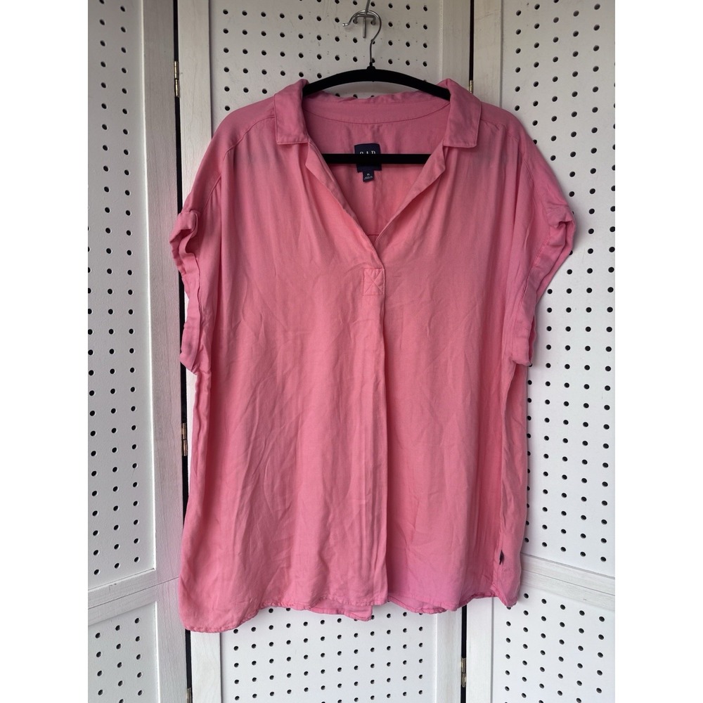 Gap Women's Shirt Top Size XL‎ Short SLV Rayon Lyocell Loose Fit Collared Pink